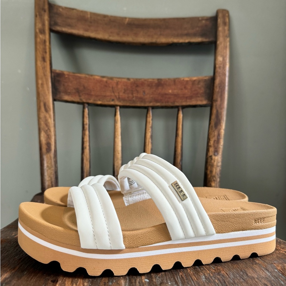 Reef NWOT Kaia 2 Platform Sandals- Size 9 - Picture 3 of 5